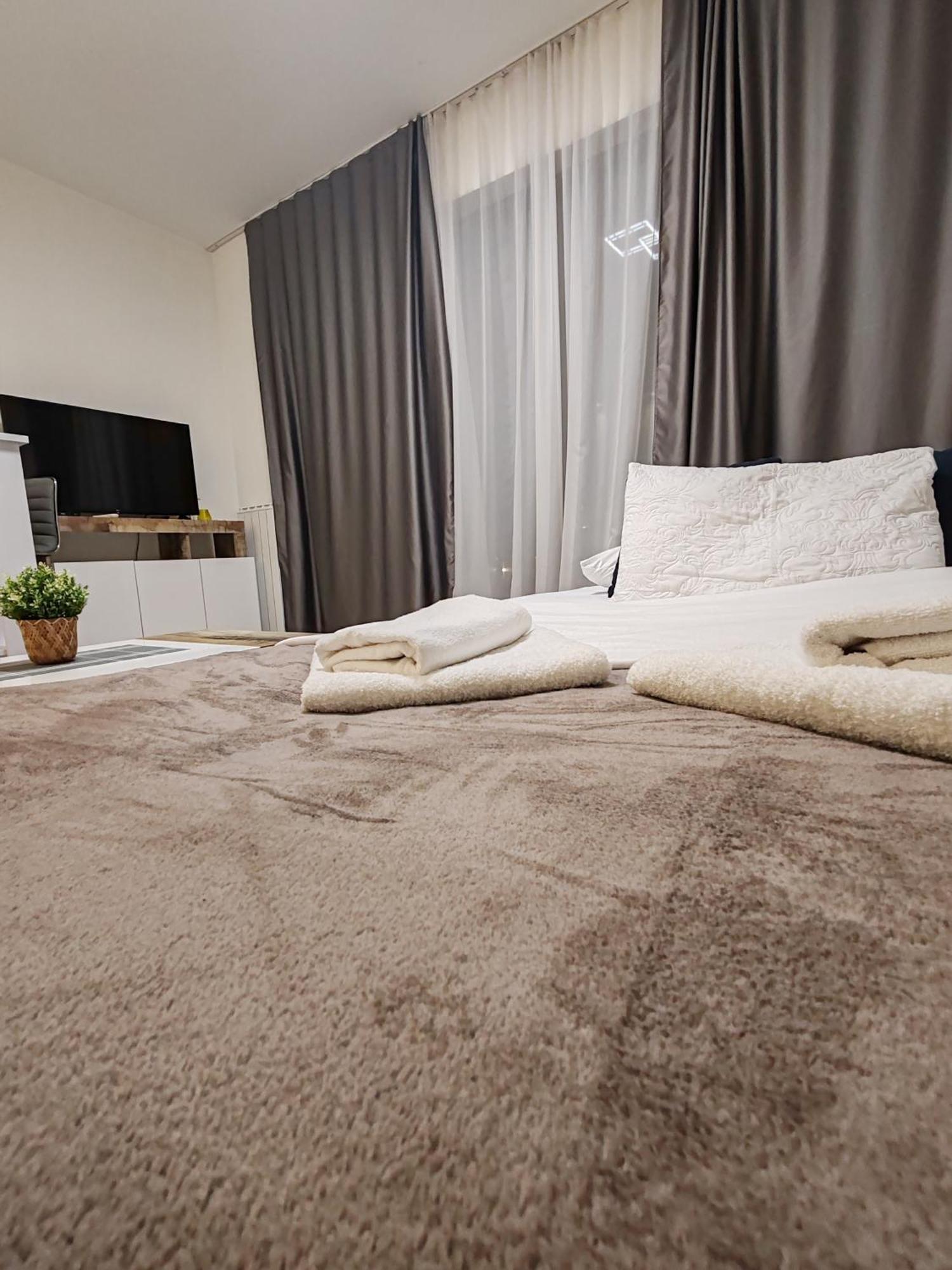 Na Vodi -belgrade Waterfront-aria Apartmens Apartment *